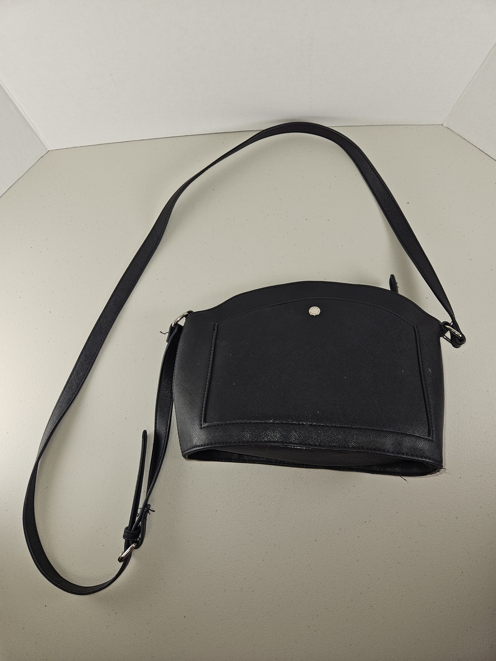 Steve Madden Black Crossbody Bag with Front Pocket